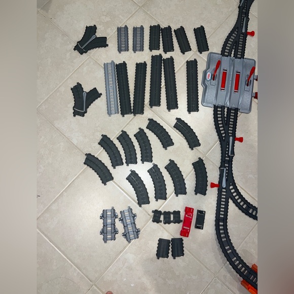 Thomas train Percy trackmaster set and mini friends automatic talking - Picture 7 of 14